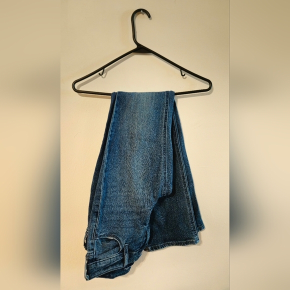Old Navy Mid-Rise Bootcut Jeans Size 2 - Picture 3 of 7